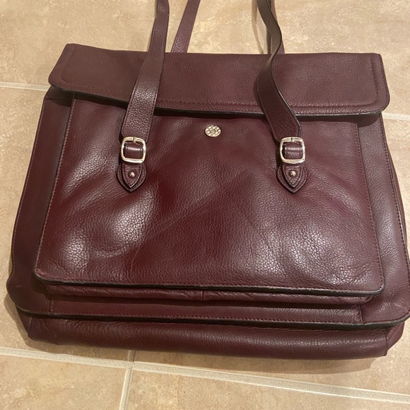 Levenger Handbags - Levenger Leather Laptop Case Bag